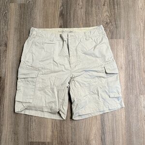 Polo by Ralph Lauren Men's Cargo Shorts in Khaki